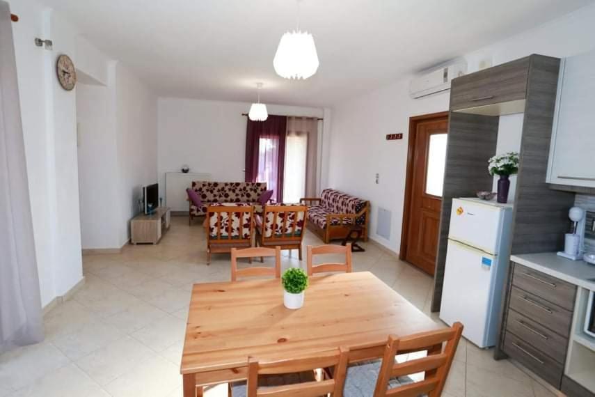 Nikiti View Apartment Extérieur photo